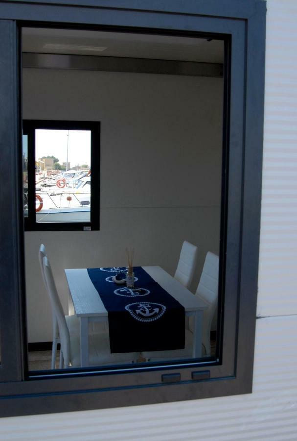 House Boat Luxury Cagliari Exterior foto